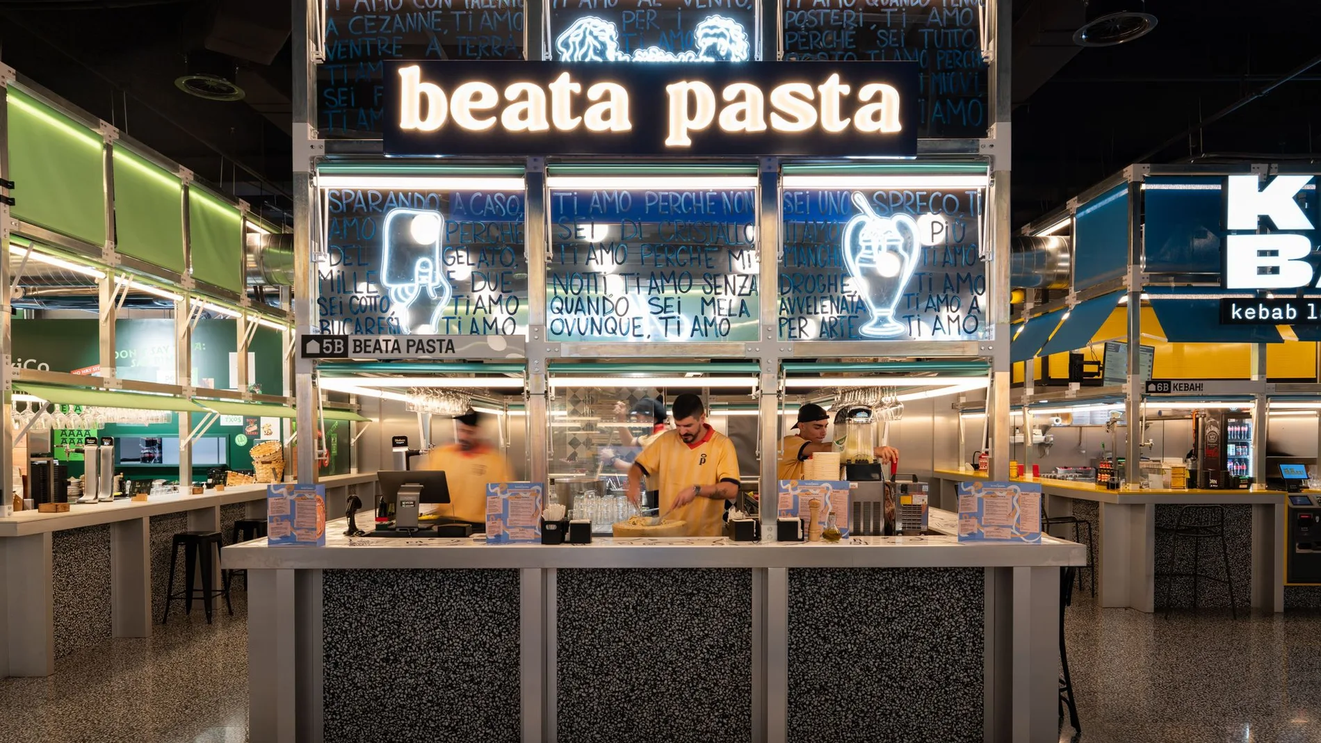 Beata Pasta, uno de los puestos con sede en el estadio merengue