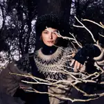 Modelo de Zara con prendas de la nueva colección de ski.