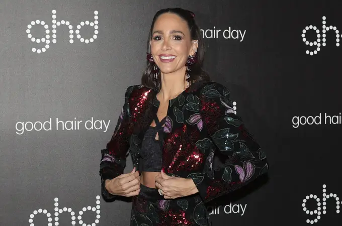 Rocío Osorno agota en horas la falda bordada más espectacular de Zara: la prenda viral que todas quieren para Navidad Rocío Osorno agota en horas la falda bordada más espectacular de Zara: la prenda viral que todas quieren para Navidad