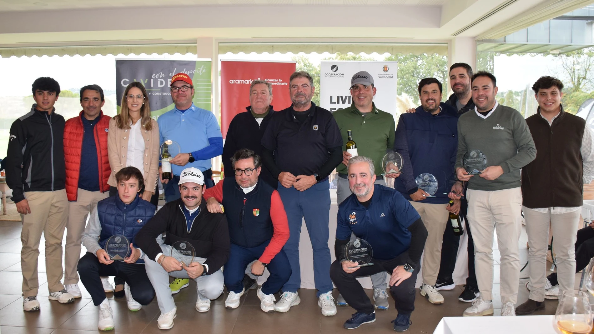 Vencedores del torneo solidario de golf de Cooperación Internacional