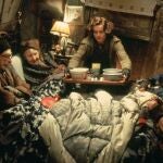 El truco que usaba la gente en la época medieval para calentar la cama durante el invierno