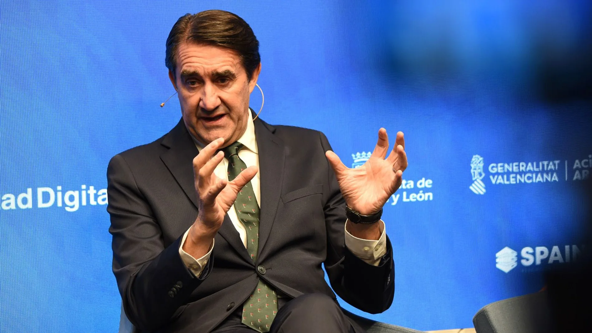 El consejero de Medio Ambiente, Vivienda y Ordenación del Territorio, Juan Carlos Suárez-Quiñones, participa en Foro de Energía, organizado en Madrid por Libertad Digital