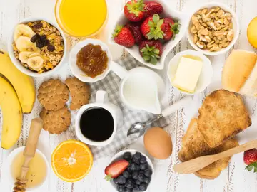 David Céspedes, médico: "Esto es lo que siempre debes desayunar para tener energía durante todo el día" David Céspedes, médico: "Esto es lo que siempre debes desayunar para tener energía durante todo el día"