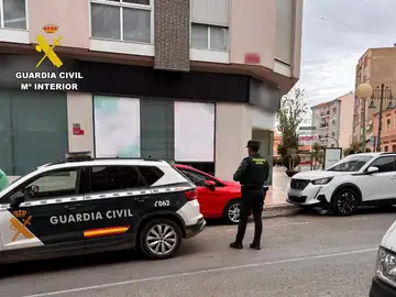 MURCIA.-Sucesos.- Un guardia civil fuera de servicio rescata a una mujer del incendio de su vivienda en Mazarrón MURCIA.-Sucesos.- Un guardia civil fuera de servicio rescata a una mujer del incendio de su vivienda en Mazarrón