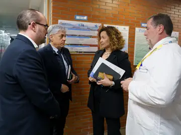Violeta Martínez junto a Juan Ortiz de Saracho y Marco Morala en Ponferrada Violeta Martínez junto a Juan Ortiz de Saracho y Marco Morala en Ponferrada
