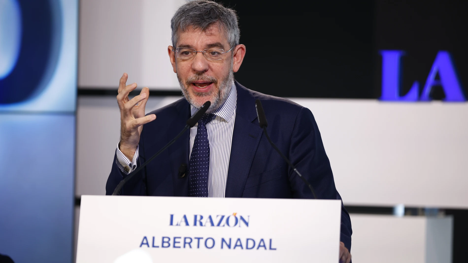 Desayuno informativo de Alberto Nadal