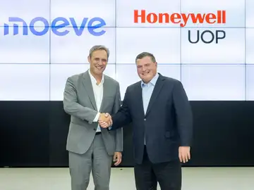 Momento durante la presentación de la alianza Momento durante la presentación de la alianza