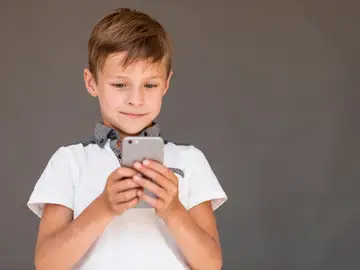 El 81% de sanitarios detecta más problemas de desarrollo infantil por uso excesivo de pantallas El 81% de sanitarios detecta más problemas de desarrollo infantil por uso excesivo de pantallas