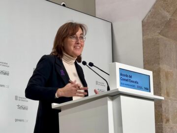 La portavoz y consellera de Territorio de la Generalitat, Sílvia Paneque, en rueda de prensa.
