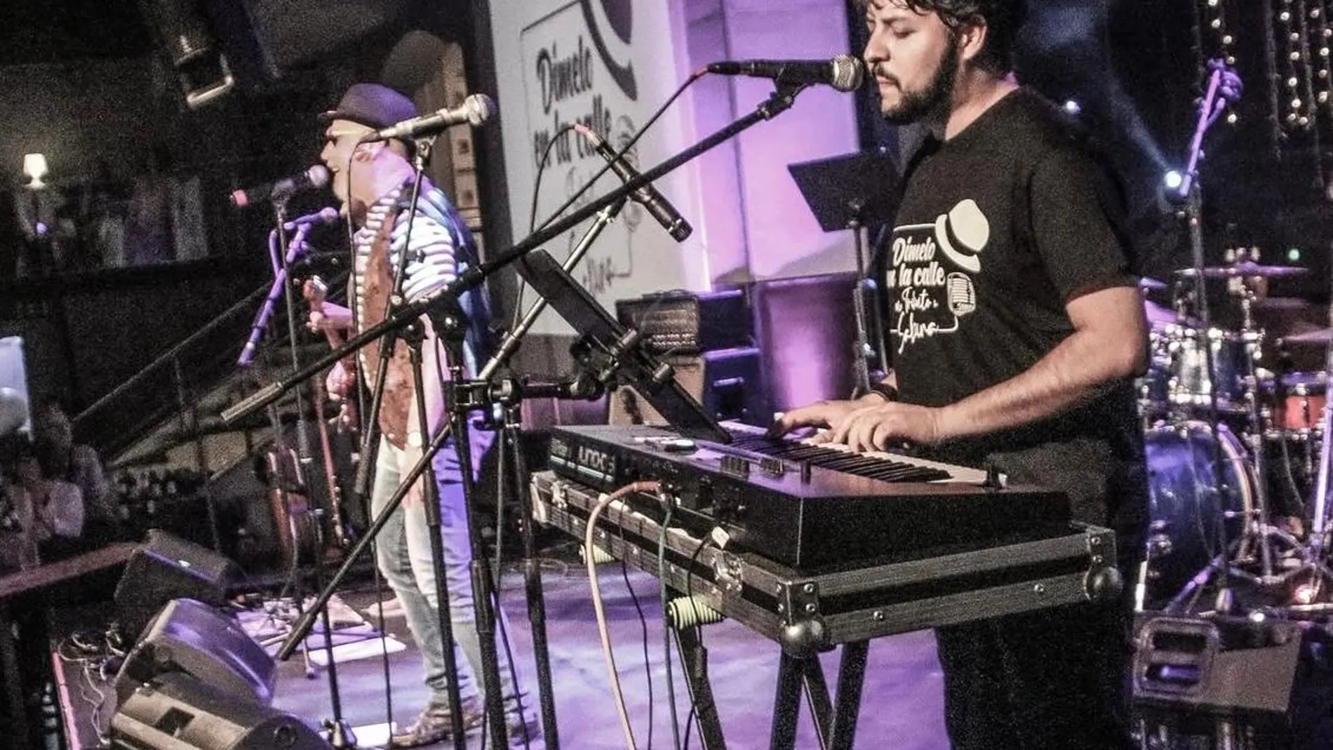 Tributo a Sabina 'Dimelo en la calle'