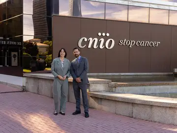 La ministra de Ciencia, Innovación y Universidades, Diana Morant, llegan a una reunión con el nuevo director científico del Centro Nacional de Investigaciones Oncológicas (CNIO), Raúl Rabadán, en la sede del CNIO, a 24 de septiembre de 2025, en Madrid La ministra de Ciencia, Innovación y Universidades, Diana Morant, llegan a una reunión con el nuevo director científico del Centro Nacional de Investigaciones Oncológicas (CNIO), Raúl Rabadán, en la sede del CNIO, a 24 de septiembre de 2025, en Madrid