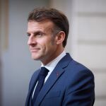 Ucrania.- Macron pide un Ejército ucraniano "fuerte" y sin "limitaciones"