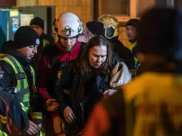 Varios muertos y decenas de heridos en ataques rusos nocturnos en Kiev Varios muertos y decenas de heridos en ataques rusos nocturnos en Kiev