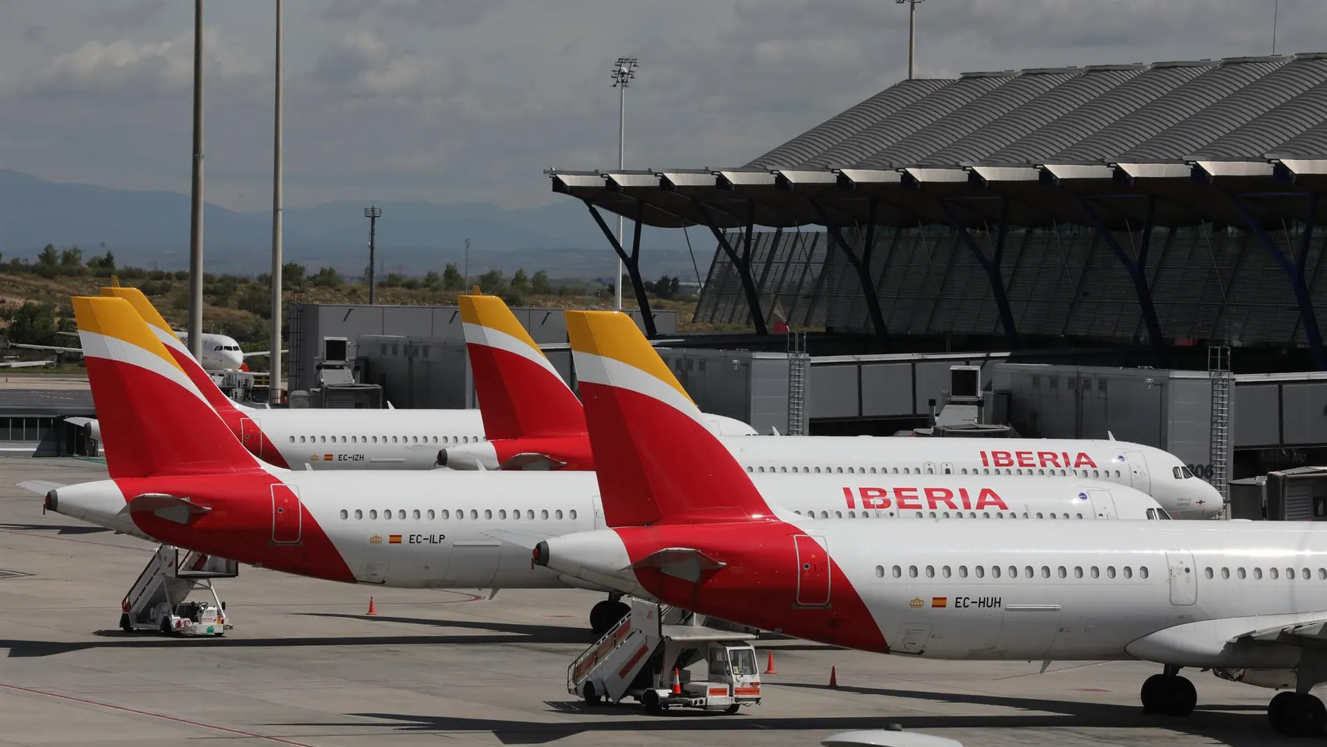 VÍDEO: Economía.- Iberia cancela los vuelos a Venezuela hasta el 1 de diciembre siguiendo las recomendaciones de AESA