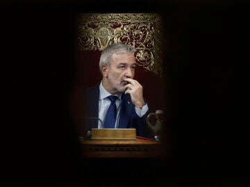 El alcalde de Barcelona, Jaume Collboni, durante un pleno del consistorio