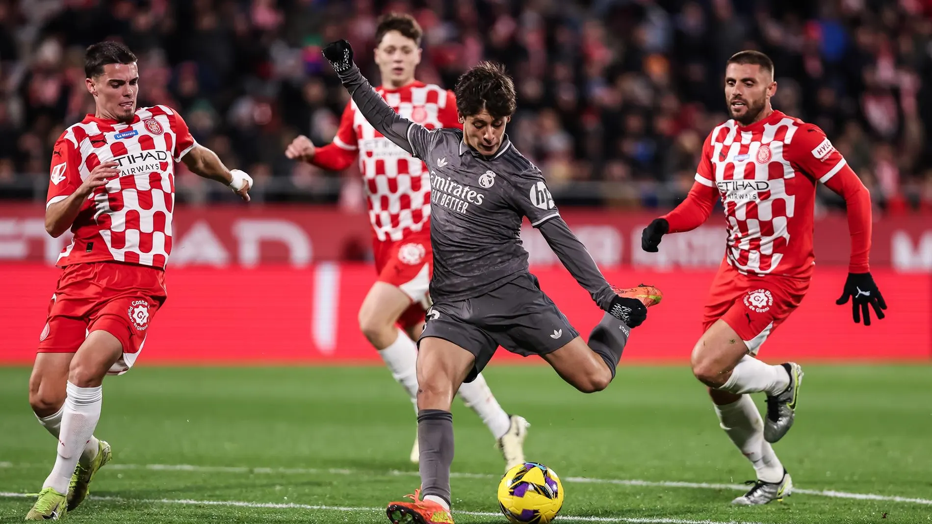 MADRID.-El Girona actúa contra la reventa de entradas para el Girona-Real Madrid