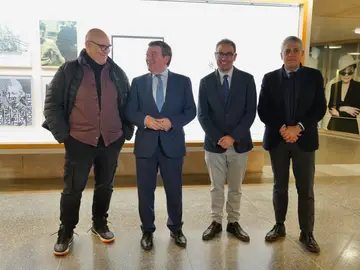 González Gago junto a Eduardo Margareto y Luis Miguel Torres en la presentación en León González Gago junto a Eduardo Margareto y Luis Miguel Torres en la presentación en León