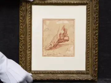 Estudio de un pie derecho realizado por Miguel Ángel Estudio de un pie derecho realizado por Miguel Ángel