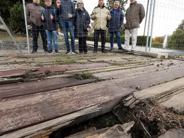 Asociación de vecinos de Coslada denuncia el estado del pueblo y el abandono por parte del ayuntamiento en su Asociación de vecinos de Coslada denuncia el estado del pueblo y el abandono por parte del ayuntamiento en su mantenimiento. © Jesus G. Feria.
