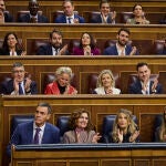 «Los políticos son una especie distinta y necesaria. Si respiran, aspiran»