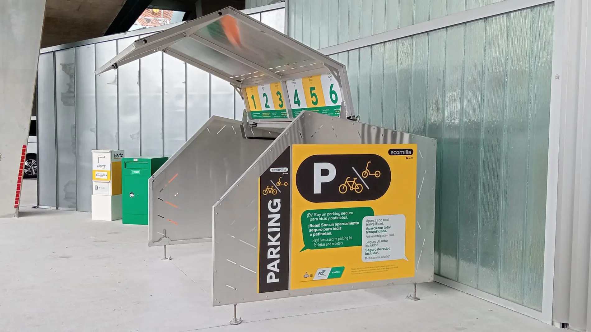 Módulo para aparcar bicicletas y patinetes.