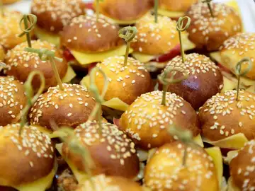 Mini hamburguesas para Navidad 2025 Mini hamburguesas para Navidad 2025