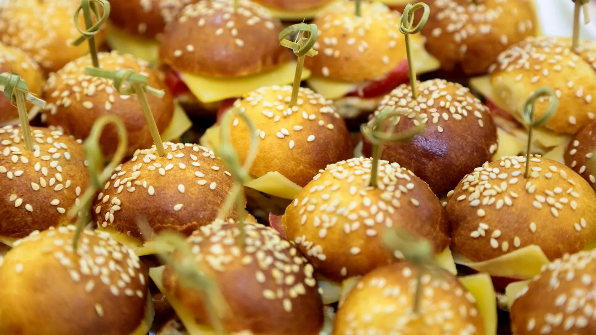 Mini hamburguesas para Navidad 2025