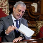 Collboni pierde la confianza pero asegura que el 1 de enero Barcelona tendrá presupuesto