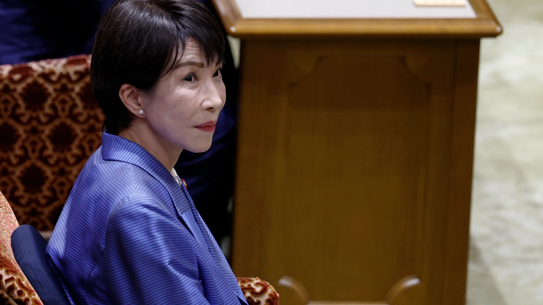 TOKYO (Japan), 26/11/2025.- Japan's Prime Minister Sanae Takaichi attends a debate with opposition party leaders at the Diet in Tokyo, Japan, 26 November 2025. Takaichi, who is also the ruling Liberal Democratic Party president, held her first party leaders' debate with opposition leaders, answering questions related to her recent comments about Taiwan which triggered a diplomatic crisis with China. (Japón, Tokio) EFE/EPA/FRANCK ROBICHON