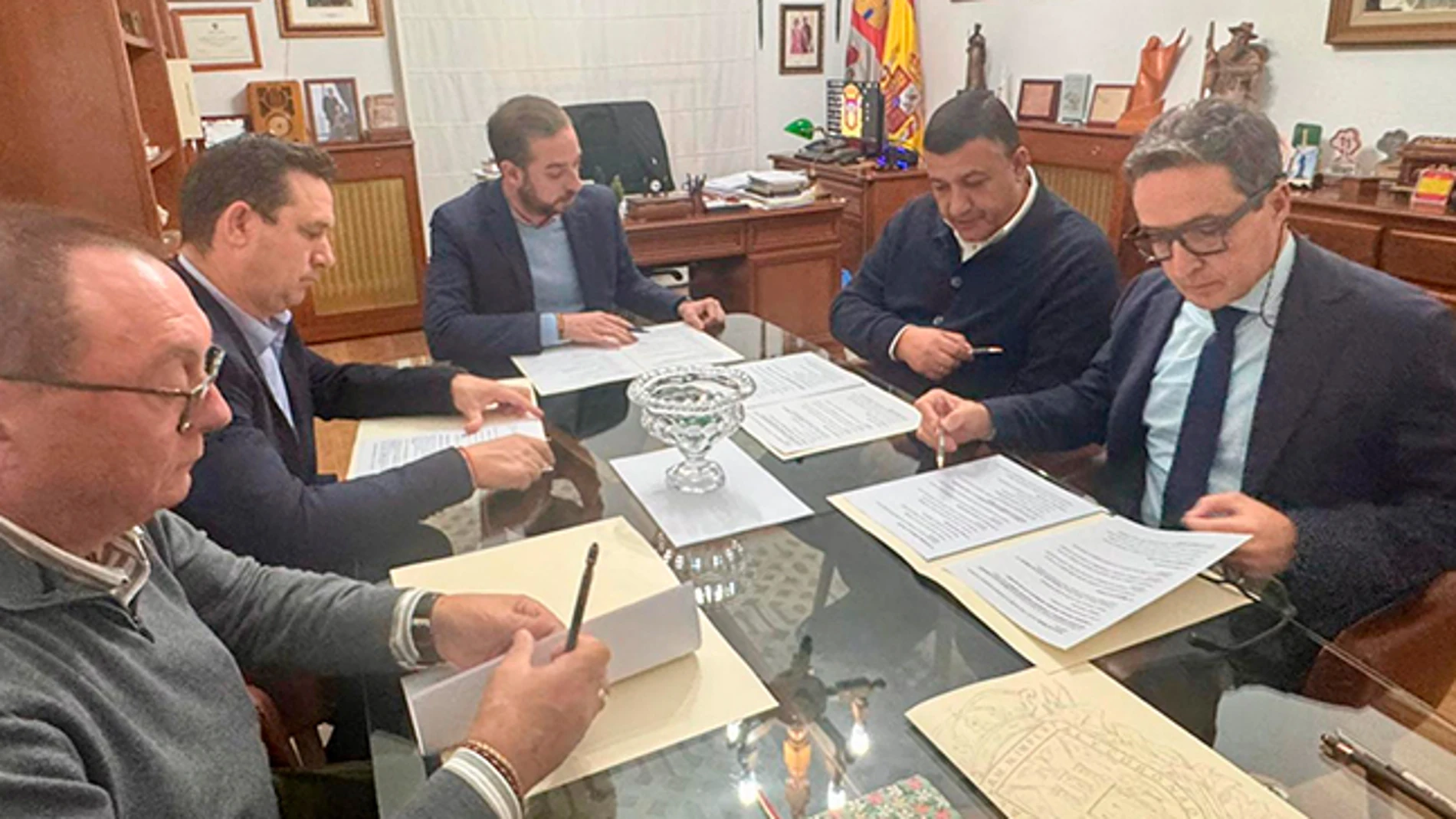 Carlos García González, tras la reunión mantenida con el rector de la USAL, Juan Manuel Corchado, y el primer edil, Jesús del Campo