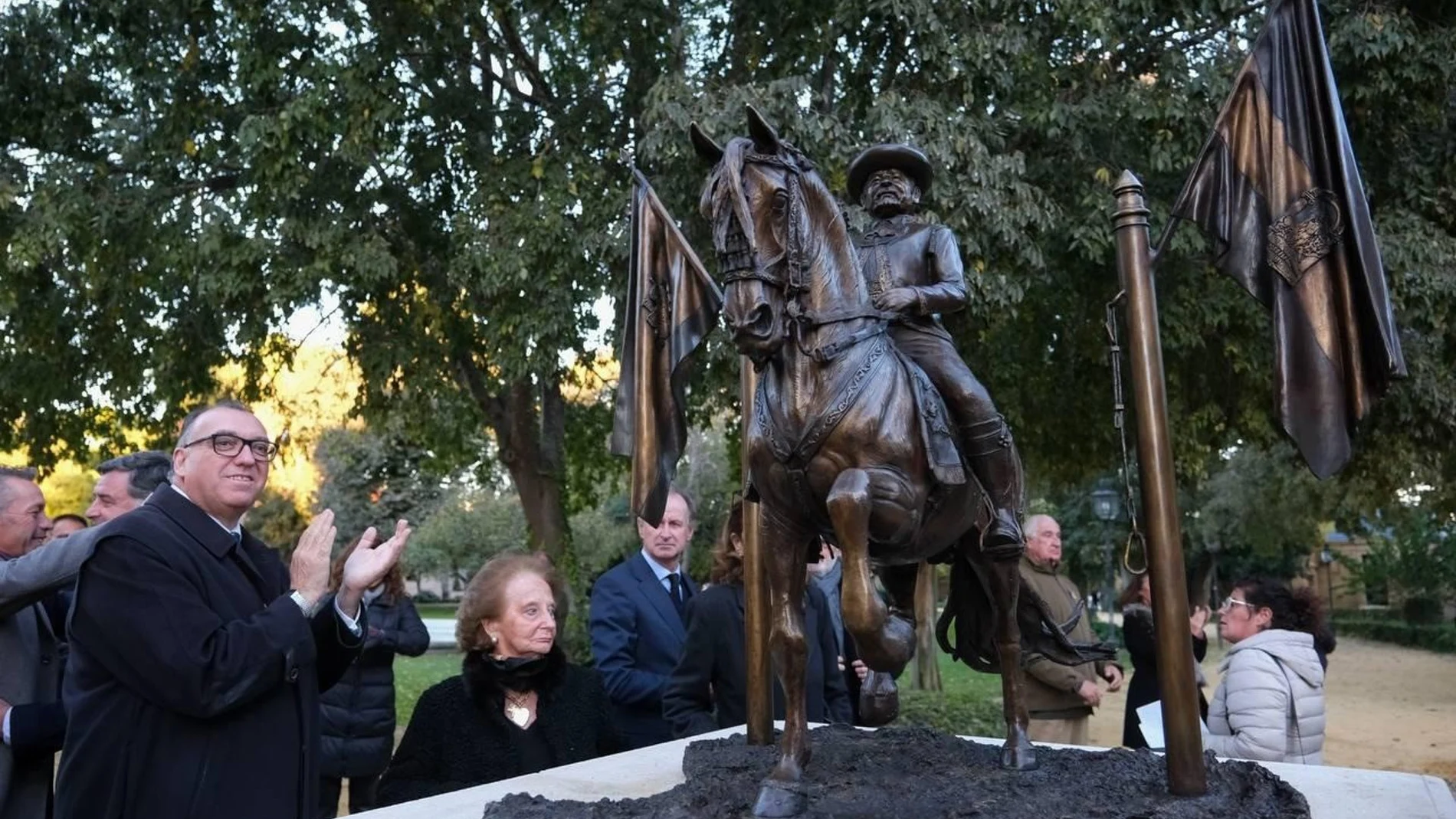 Álvaro Domecq, "padre de la Real Escuela y "referente eterno" del arte ecuestre