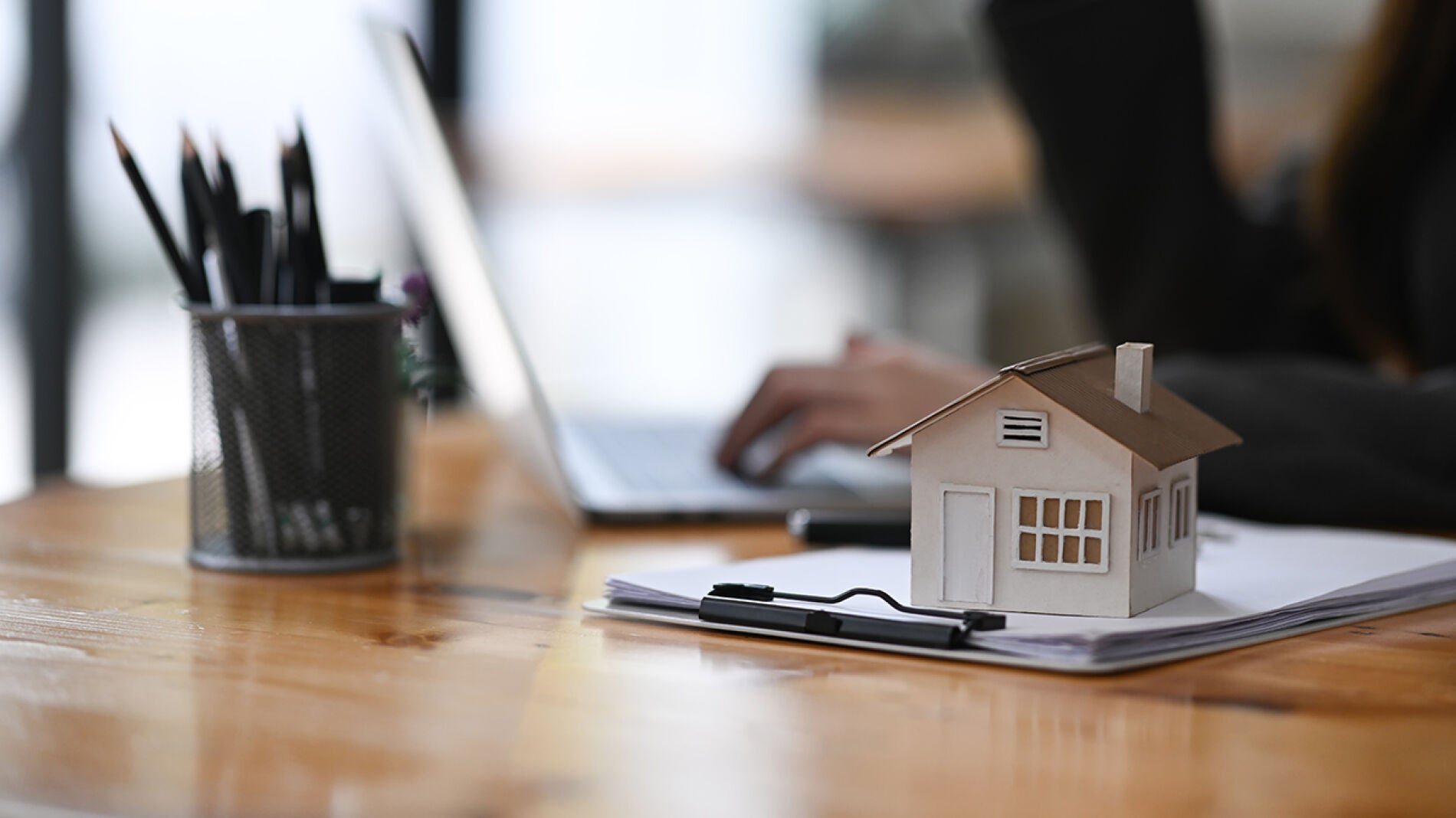 Hasta un 30% de las hipotecas se frustra en el primer filtro bancario: los nuevos requisitos dejan fuera a miles de compradores