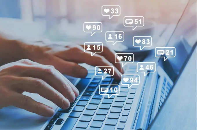 Granjas de clics con millones de teléfonos atrapados Granjas de clics con millones de teléfonos atrapados