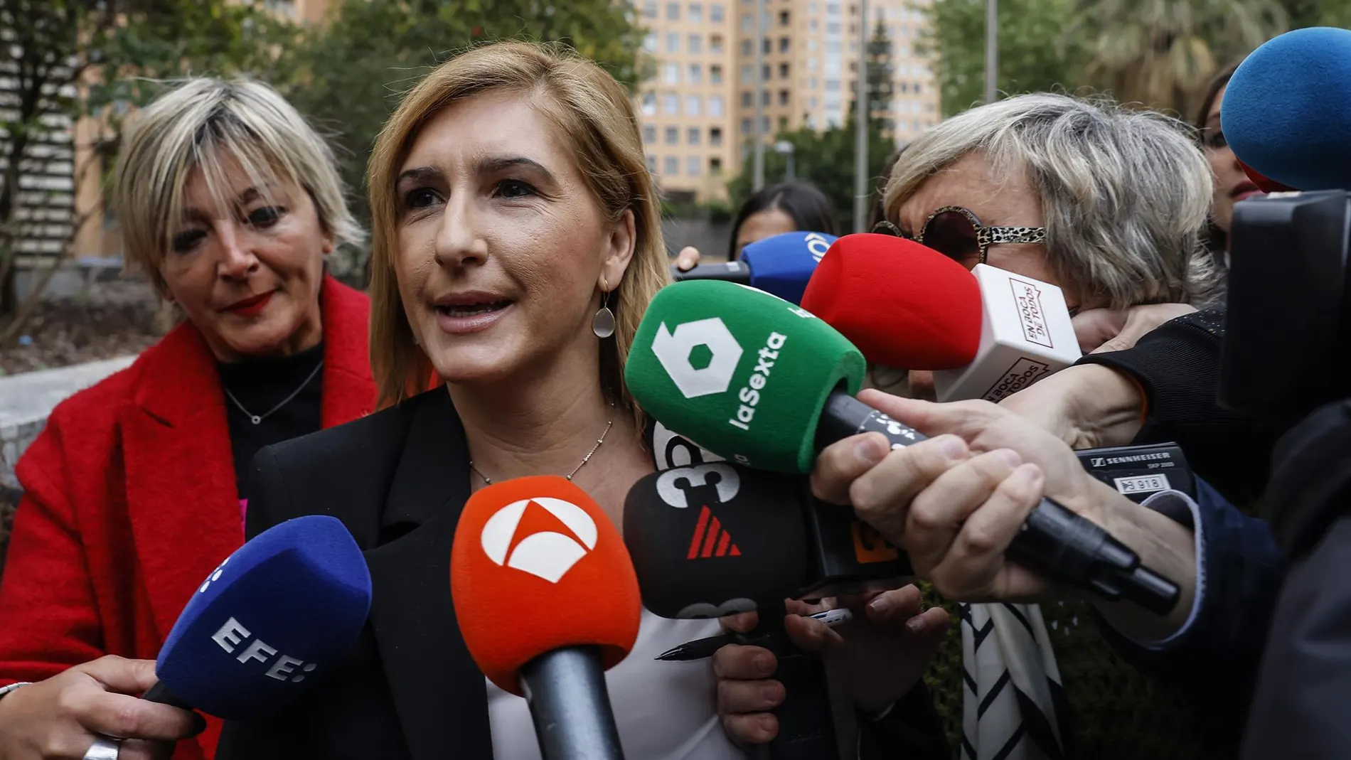 La jueza de la dana pregunta a Pradas si quiere entregar voluntariamente los WhatsApp del 29O aún no aportados