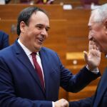 Compromís reprocha a Pérez Llorca que su "primera medida" haya sido darle un "sobresueldo" a Mazón