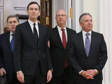 Russian President Putin meets US Special Envoy Witkoff at Kremlin MOSCOW (Russian Federation), 02/12/2025.- Russian Presidential Aide Yury Ushakov (L), Trump's son-in-law Jared Kushner (2-L), US Presidential Envoy Steve Witkoff (R), and Kirill Dmitriev (2-R), CEO of the Russian Direct Investment Fund (RDIF), Special Representative of the President of the Russian Federation for Investment and Economic Cooperation with Foreign Countries, attend a meeting with Russian President Vladimir Putin (not pictured) at the Kremlin in Moscow, Russia, 02 December 2025. P...