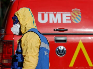 Labores de desinfección del cuartel general la Unidad Militar de Emergencias (UME) en relación al brote de peste porcina africana (PPA)