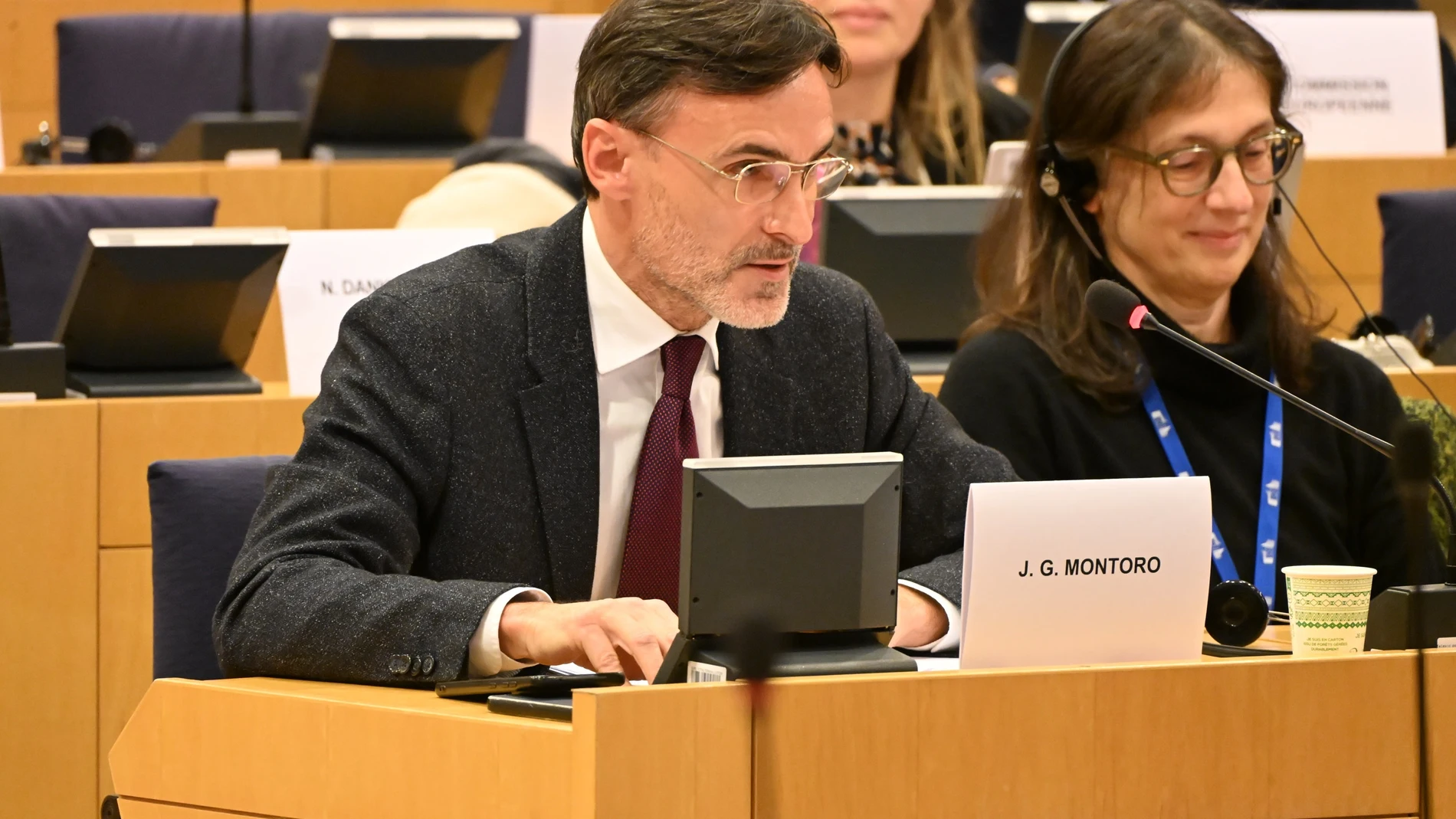 El consejero de Fomento e Infraestructuras, Jorge García Montoro, durante su intervención en las Comisiones de Vivienda y Empleo del Parlamento Europeo Carme Ripollés / Europa Press 02/12/2025