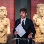 El ministro de Cultura, Ernest Urtasun inaugura en el Museo Arqueol&oacute;gico Nacional la gran exposici&oacute;n sobre las