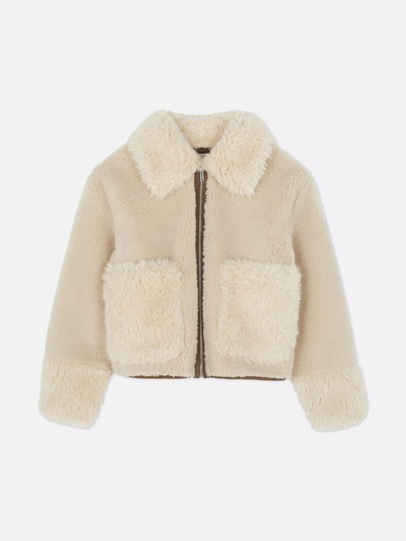 Chaqueta de estilo aviador.