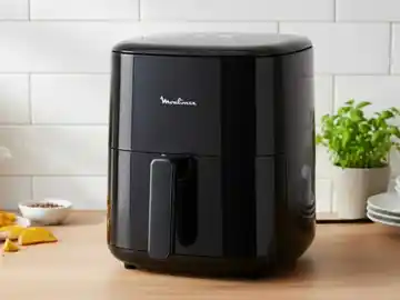 Esta freidora de aire Moulinex tiene 10 programas automáticos Esta freidora de aire Moulinex tiene 10 programas automáticos