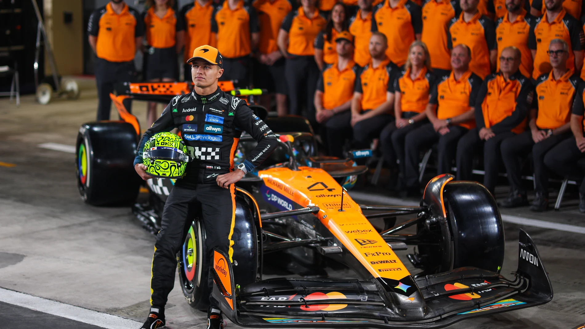 NORRIS Lando (gbr), McLaren F1 Team MCL39, portrait during the 2025 Formula 1 Abu Dhabi Grand Prix, 24th round of the 2025 FIA Formula One World Championship from December 05 to 07, 2025 on the Yas Marina Circuit, in Abu Dhabi, United Arab Emirates - Photo Antonin Vincent / DPPIAFP7 04/12/2025 ONLY FOR USE IN SPAIN