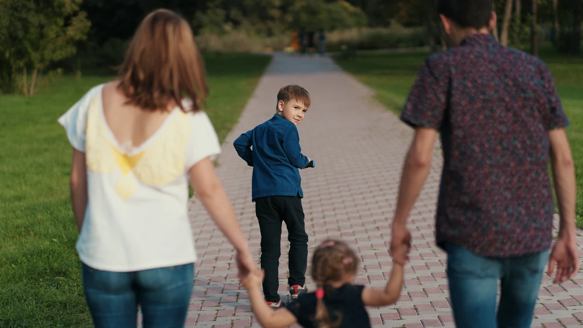 Si cobras el ingreso mínimo vital, tus hijos también tienen que hacer la declaración de la renta