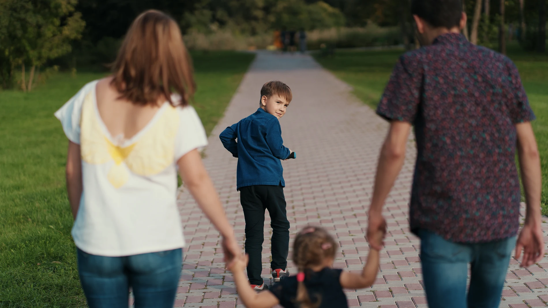 Adiós al IMV: la Seguridad Social revisa la ayuda y podría reducirla o suspenderla en estos casos