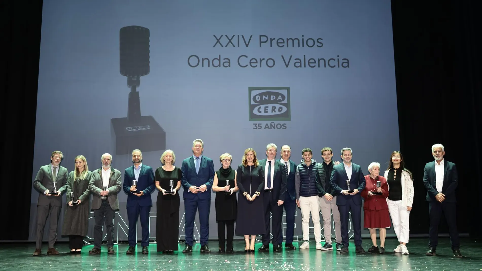 La diseñadora Isabel Sanchis, galardonada con el "Premio de Honor" de Onda Cero Valencia