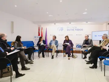 Los representantes del PP de Palencia se reúnen con empresarios y autónomos Los representantes del PP de Palencia se reúnen con empresarios y autónomos