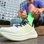 ASICS presenta las nuevas Nimbus 28: más ligeras, más suaves y con una idea muy clara de cómo queremos correr