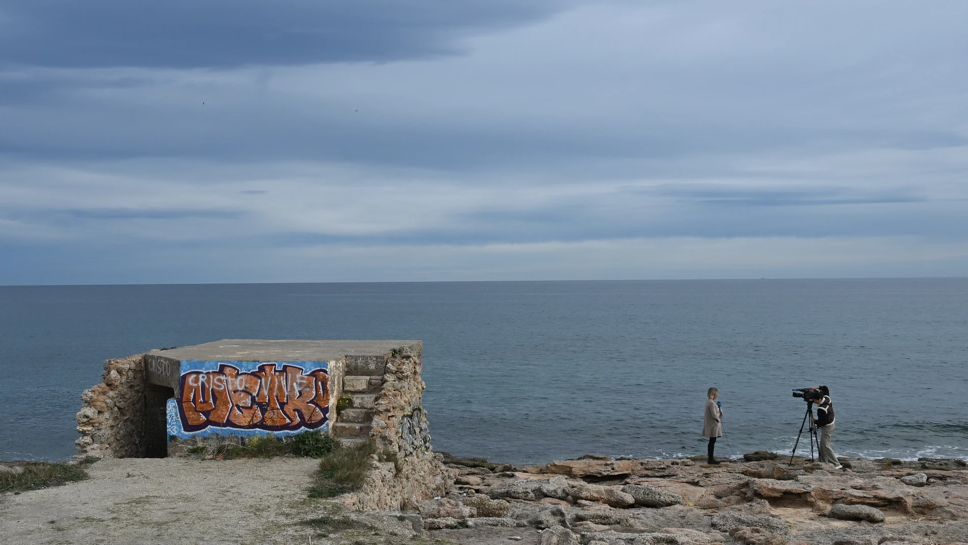 GRAFAND2486. GARRUCHA (ALMERÍA), 04/12/2025.-Imagen de la playa en Garrucha (Almería), donde fue encontrado el cadáver de un niño de 4 años en la noche del miércoles por lo que han sido detenidos la madre del menor y su actual pareja, según han informado este jueves a EFE fuentes cercanas a las investigación.EFE/Carlos Barba