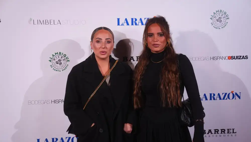 Rocío Flores y Gloria Camila en la fiesta de Navidad de LA RAZÓN