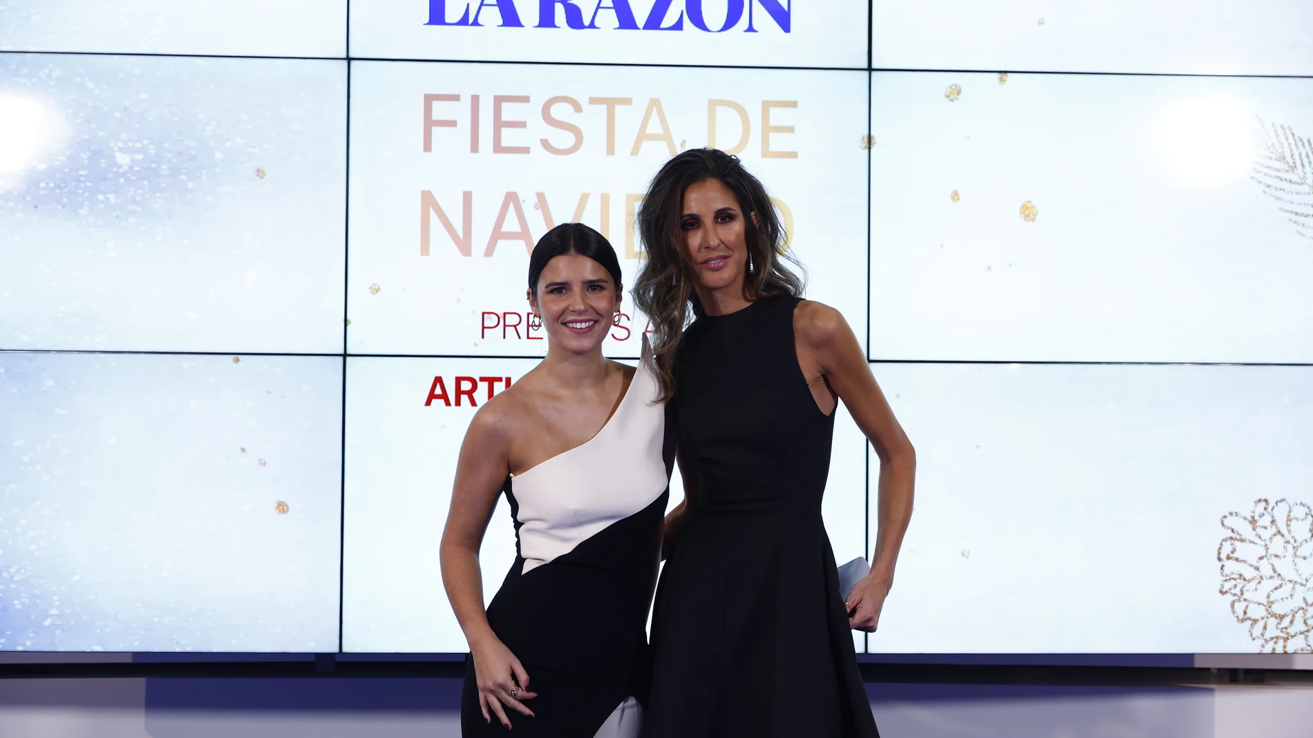 LA RAZÓN celebra este 4 de diciembre su gran fiesta de Navidad, una noche irrepetible para brindar por lo que viene, apoyar el talento que nace en nuestro país y compartir con amigos el espíritu cultural que nos une. Más de 500 invitados se darán cita en un encuentro que reunirá a voces destacadas de la política, la empresa, el arte, la moda y el ocio.